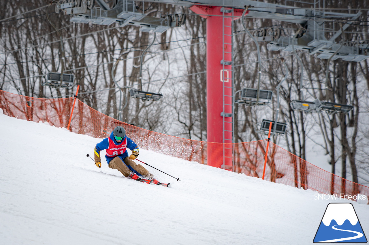 なんと約10年ぶりの「技術選」撮影?! PREMIER SKI ACADEMY presents 『2026プレミアカップ・スキー技術選』レポート！｜朝里川温泉スキー場